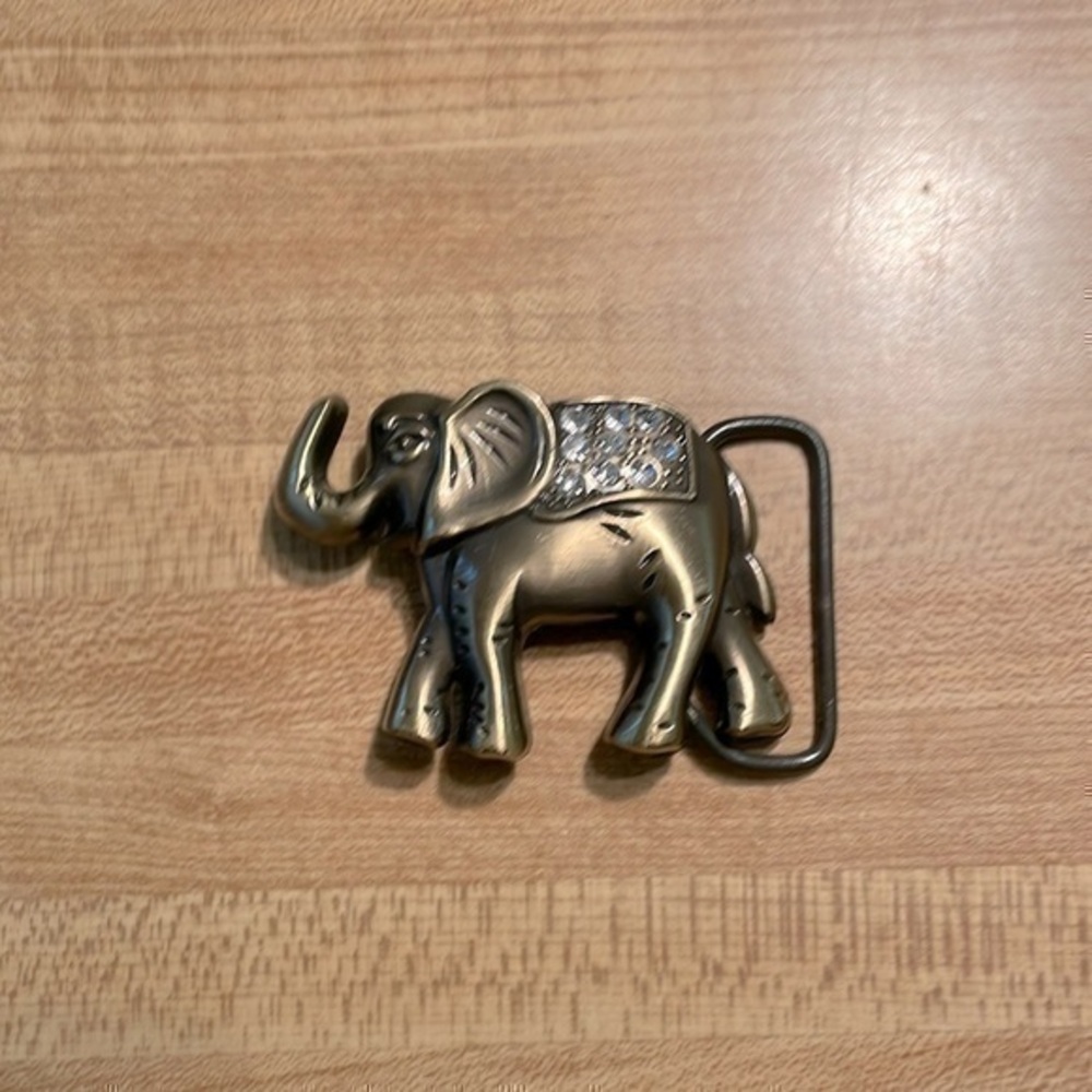 Vintage 1980s Vintage Elephant belt buckle
